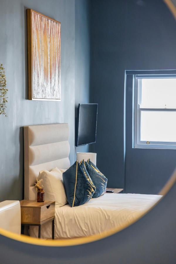Morden Studio Flat Moments Away From Brighton Seafrontアパートメント エクステリア 写真